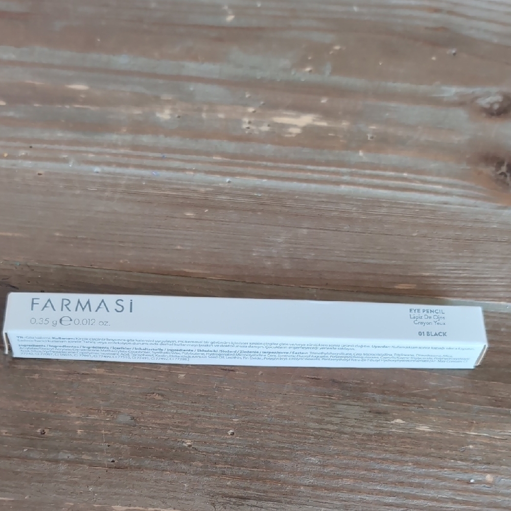 Farmasi Black Eye Pencil